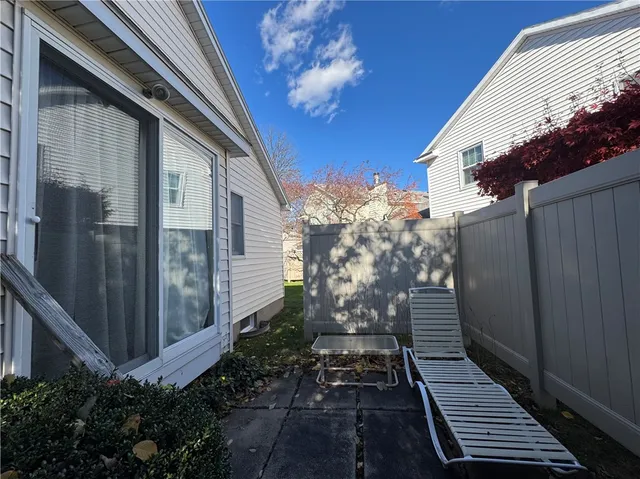 $179,900 | 16 Flower Dale Circle, Greece, NY 14626