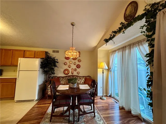 $179,900 | 16 Flower Dale Circle, Greece, NY 14626