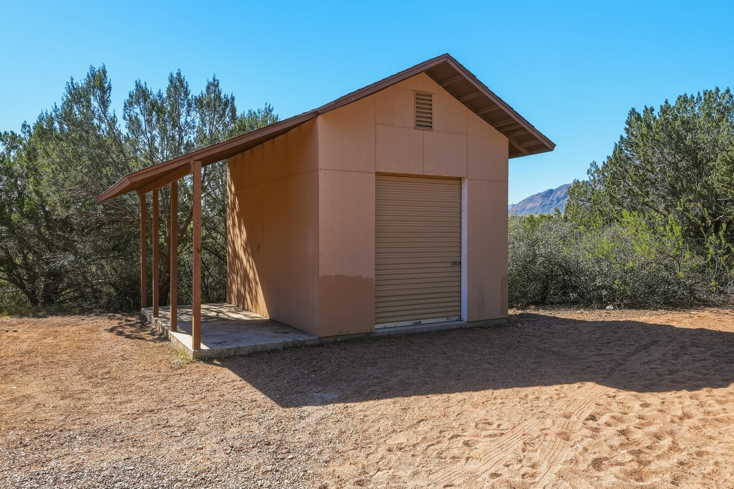 198 Lucky Lane Payson, AZ 85541 - Photo 22 of 31 a view of a house with a yard
