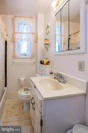 $215,000 | 288 Filbert Avenue, Wilmington, DE 19805
