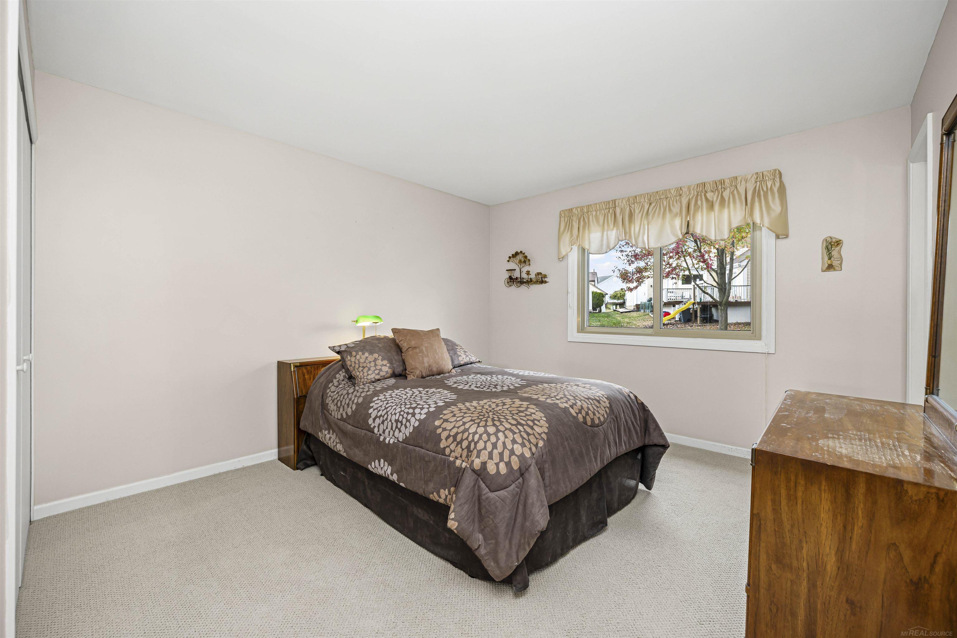 1495 Colony Drive Rochester Hills, MI 48307 - Photo 25 of 46