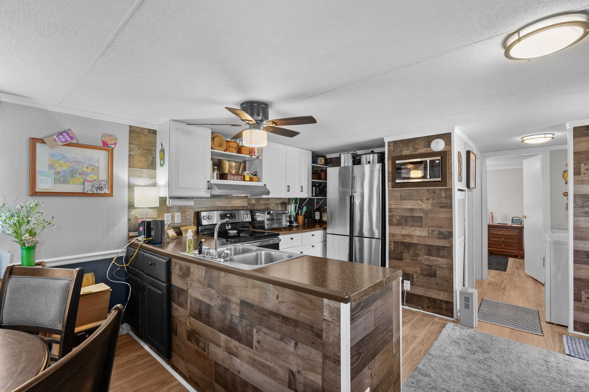 29 Seaway Lane Murrells Inlet, SC 29576 - Photo 11 of 39