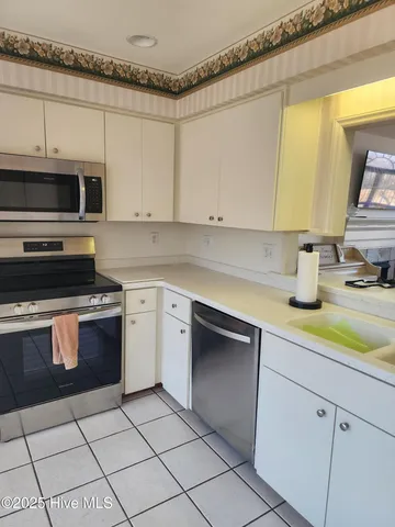 $2,800 | 903 Rectory Court, Wilmington, NC 28411