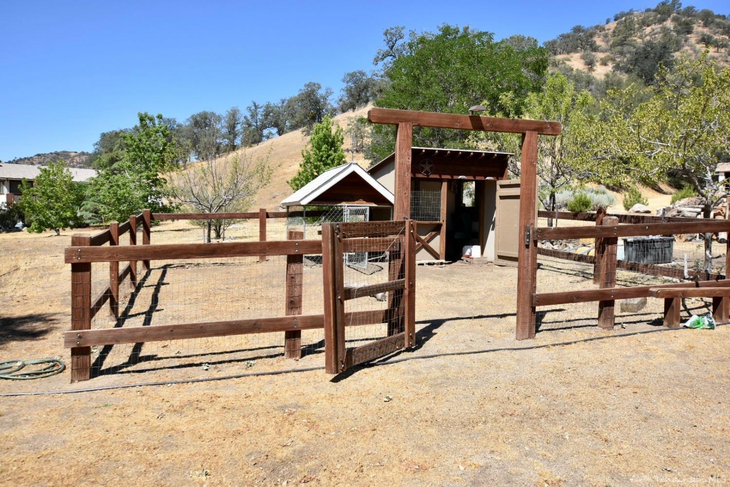 27651 Cummings Valley Road Tehachapi, CA 93561 - Photo 42 of 42 Gallery Image 42