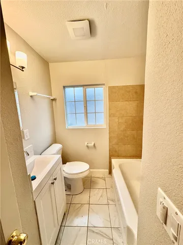 $2,895 | 18201 Topham Street, Tarzana, CA 91335