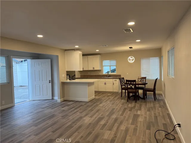 $2,895 | 18201 Topham Street, Tarzana, CA 91335