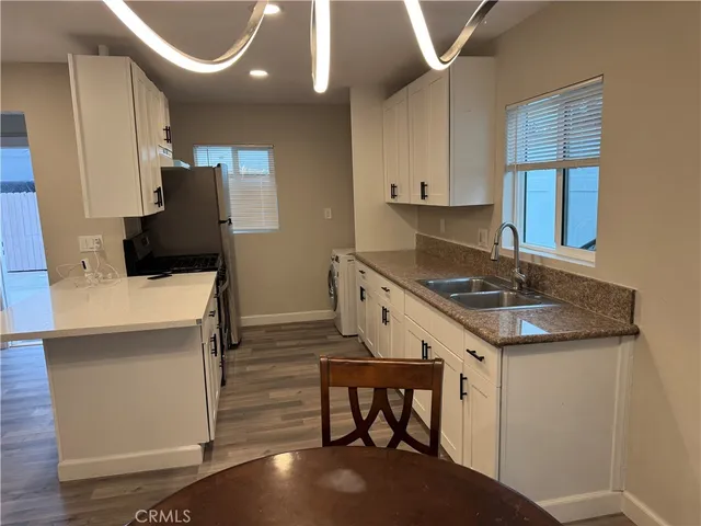 $2,895 | 18201 Topham Street, Tarzana, CA 91335