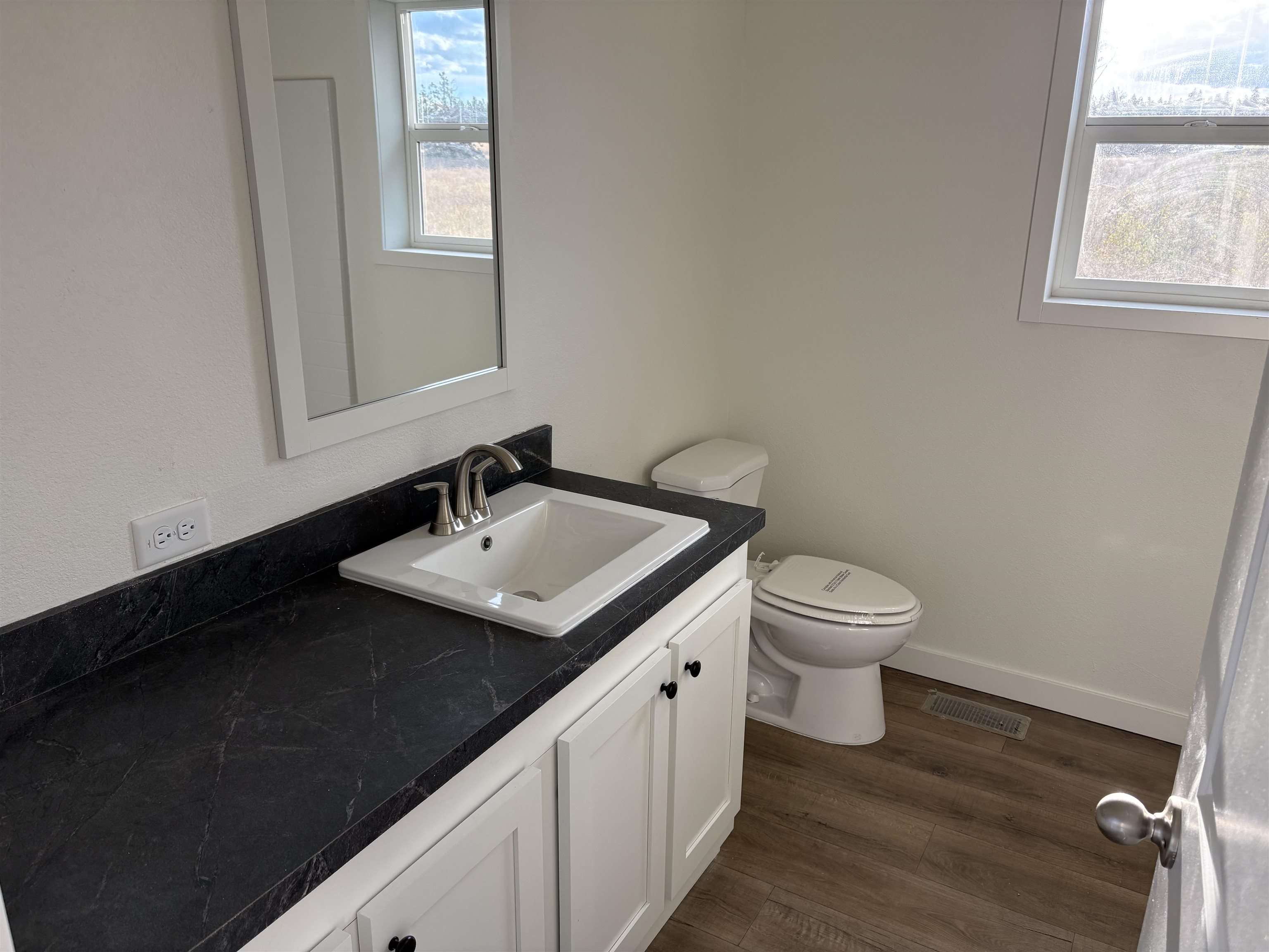 4871 West Enoch Road Deer Park, WA 99006 - Photo 5 of 10 Gallery Image 5