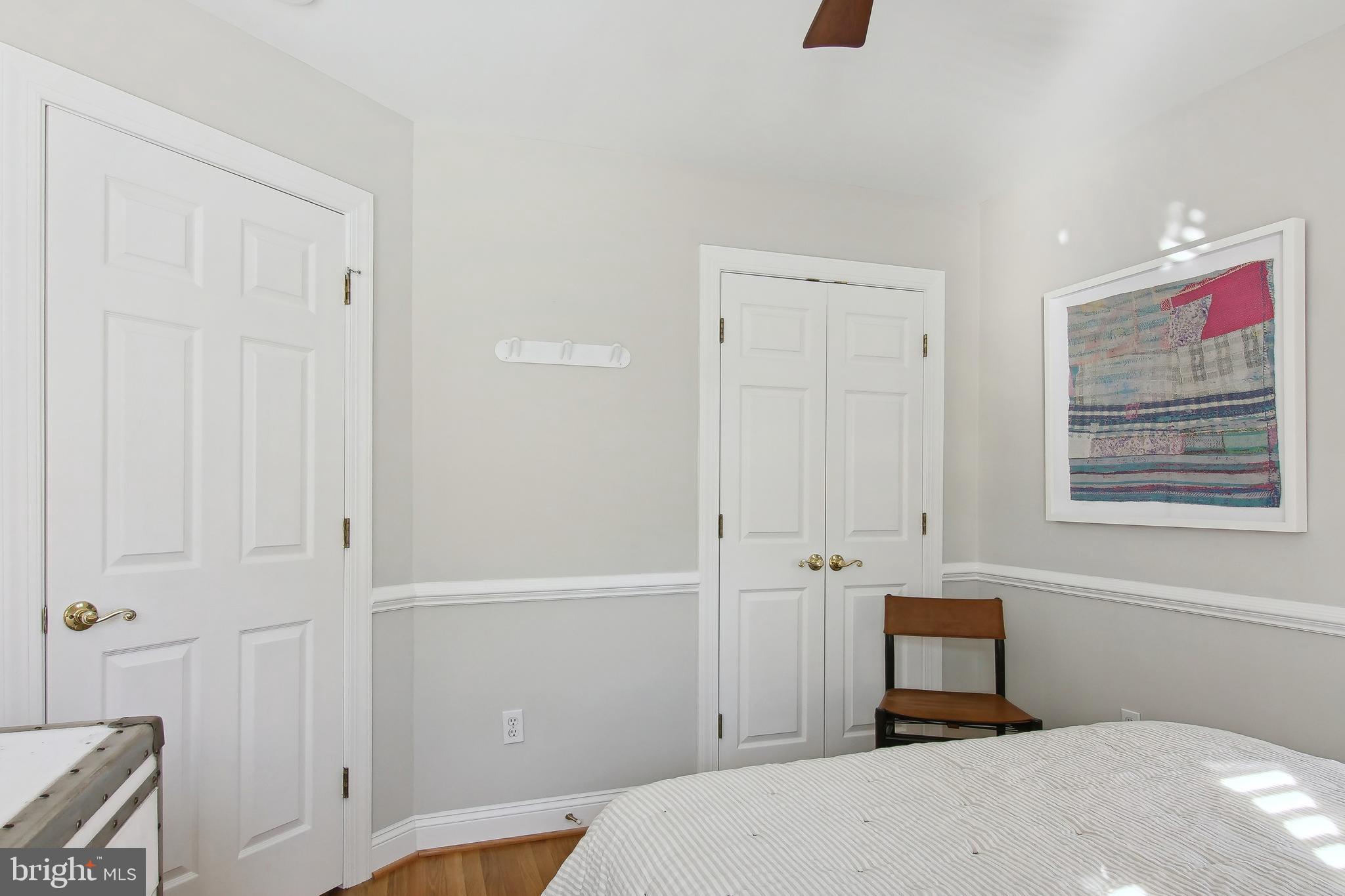 339 Tschiffely Square Road Gaithersburg, MD 20878 - Photo 35 of 48 3rd Bedroom