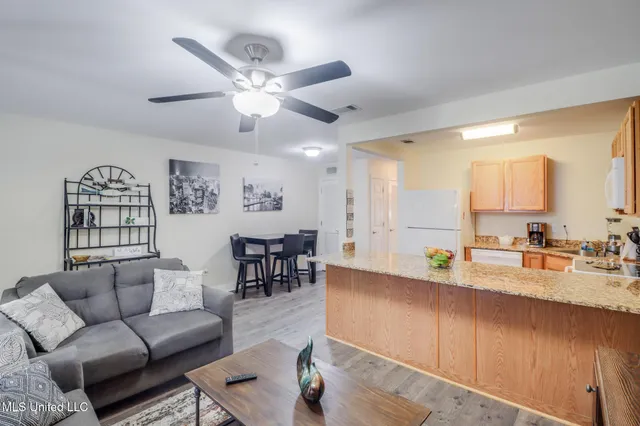 $139,900 | 1664 Beach Boulevard, Unit 159, Biloxi, MS 39531