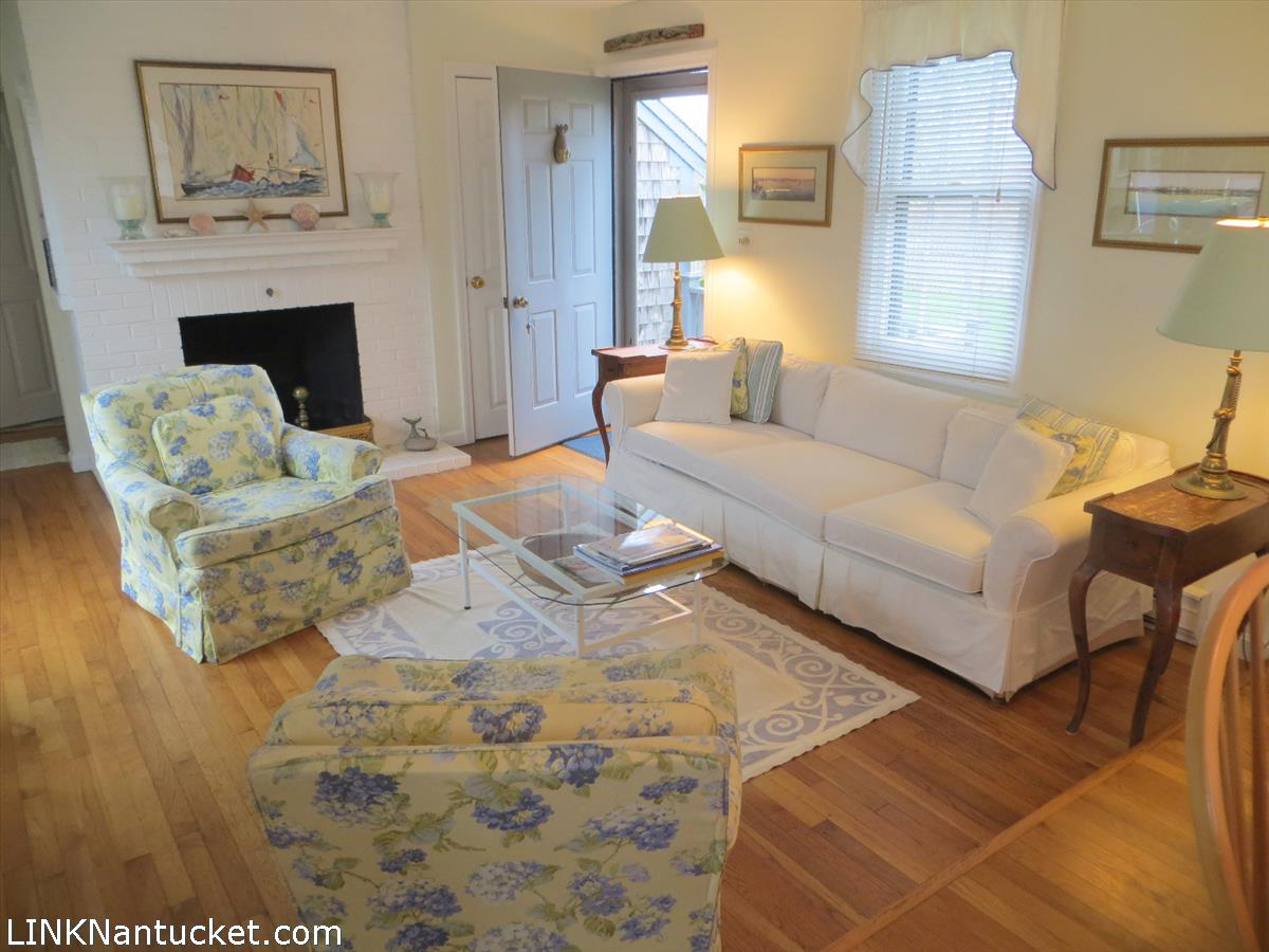 18 Chuck Hollow Road Nantucket, MA 02554 - Photo 6 of 15 Gallery Image 6