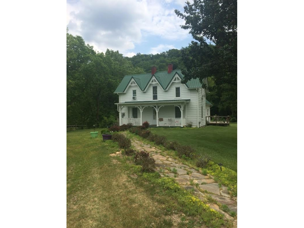 3501 Reservoir Road Kingsport, TN 37660 - Photo 1 of 17 Main Front