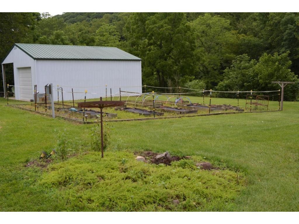 3501 Reservoir Road Kingsport, TN 37660 - Photo 13 of 17 Garden