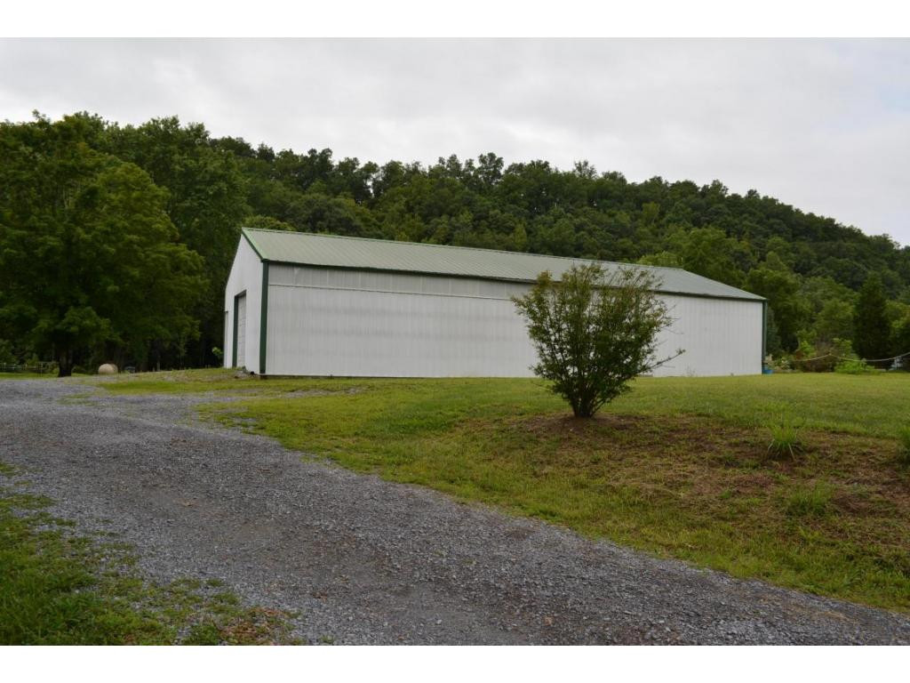3501 Reservoir Road Kingsport, TN 37660 - Photo 3 of 17 Garageworkshop