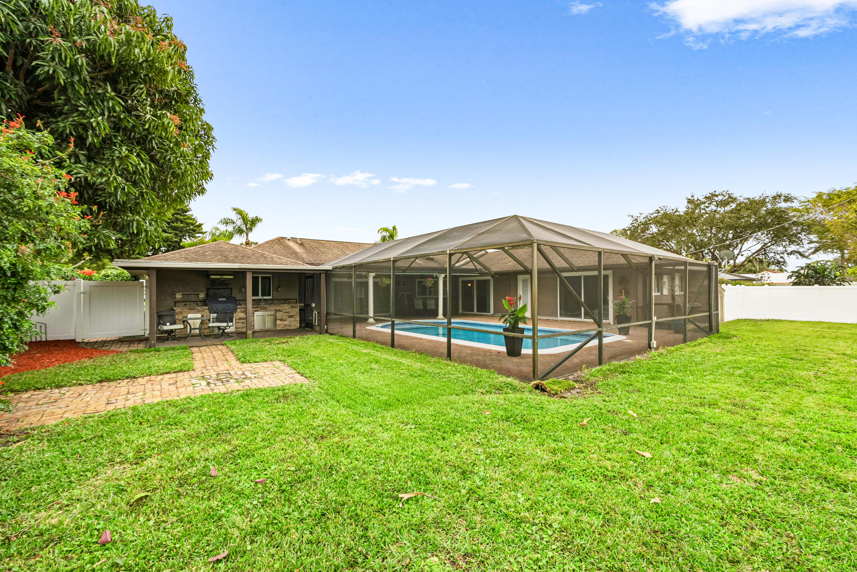 3703 Lowson Boulevard Delray Beach, FL 33445 - Photo 39 of 49 046-3703LowsonBoulevard-DelrayBeach-FL-3