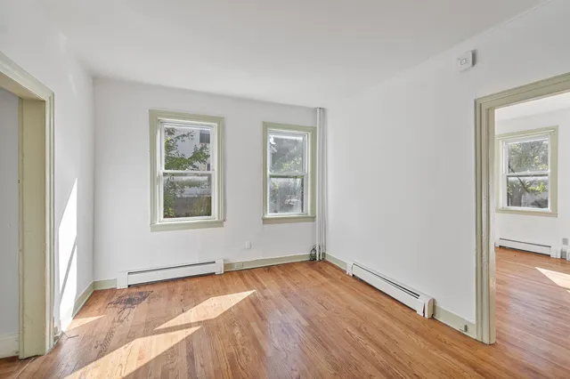 $1,050,000 | 476-478 St Paul Street, Burlington, VT 05401