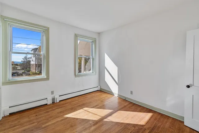 $1,050,000 | 476-478 St Paul Street, Burlington, VT 05401