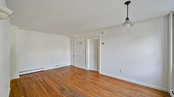 $999,000 | 476-478 St Paul Street, Burlington, VT 05401