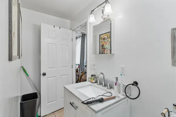 $999,000 | 476-478 St Paul Street, Burlington, VT 05401