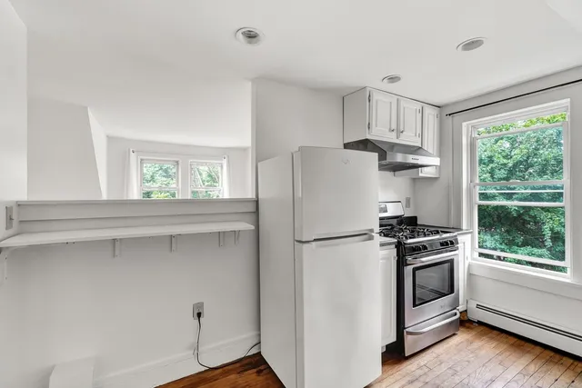 $1,050,000 | 476-478 St Paul Street, Burlington, VT 05401