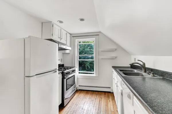 $999,000 | 476-478 St Paul Street, Burlington, VT 05401