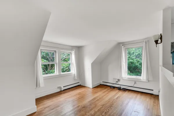 $999,000 | 476-478 St Paul Street, Burlington, VT 05401