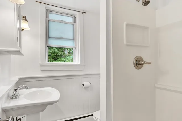 $1,050,000 | 476-478 St Paul Street, Burlington, VT 05401