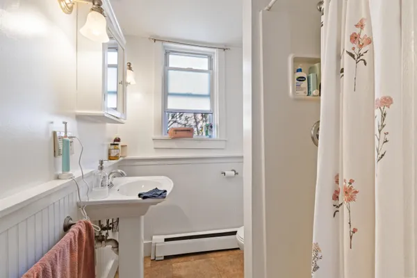 $999,000 | 476-478 St Paul Street, Burlington, VT 05401