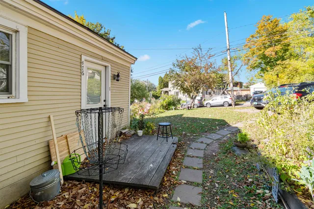 $1,050,000 | 476-478 St Paul Street, Burlington, VT 05401