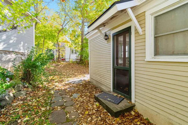 $999,000 | 476-478 St Paul Street, Burlington, VT 05401