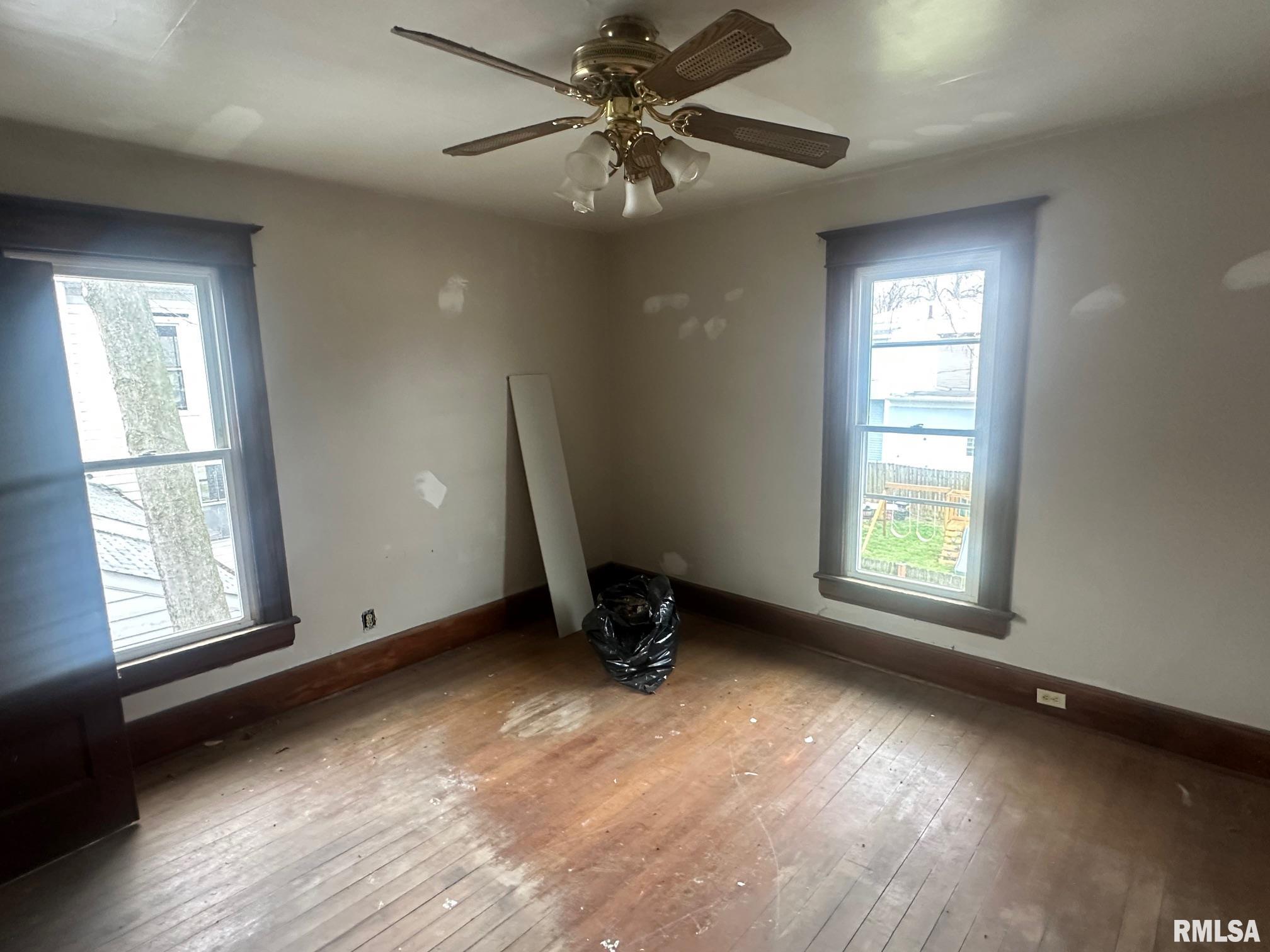 219 South Prairie Street Jacksonville, IL 62650 - Photo 9 of 11