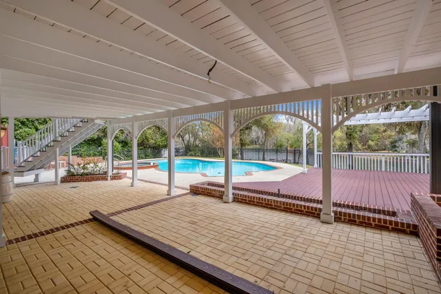 $1,395,000 | 5351 Pembridge Place, Tallahassee, FL 32309