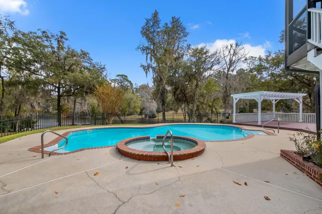 $1,395,000 | 5351 Pembridge Place, Tallahassee, FL 32309