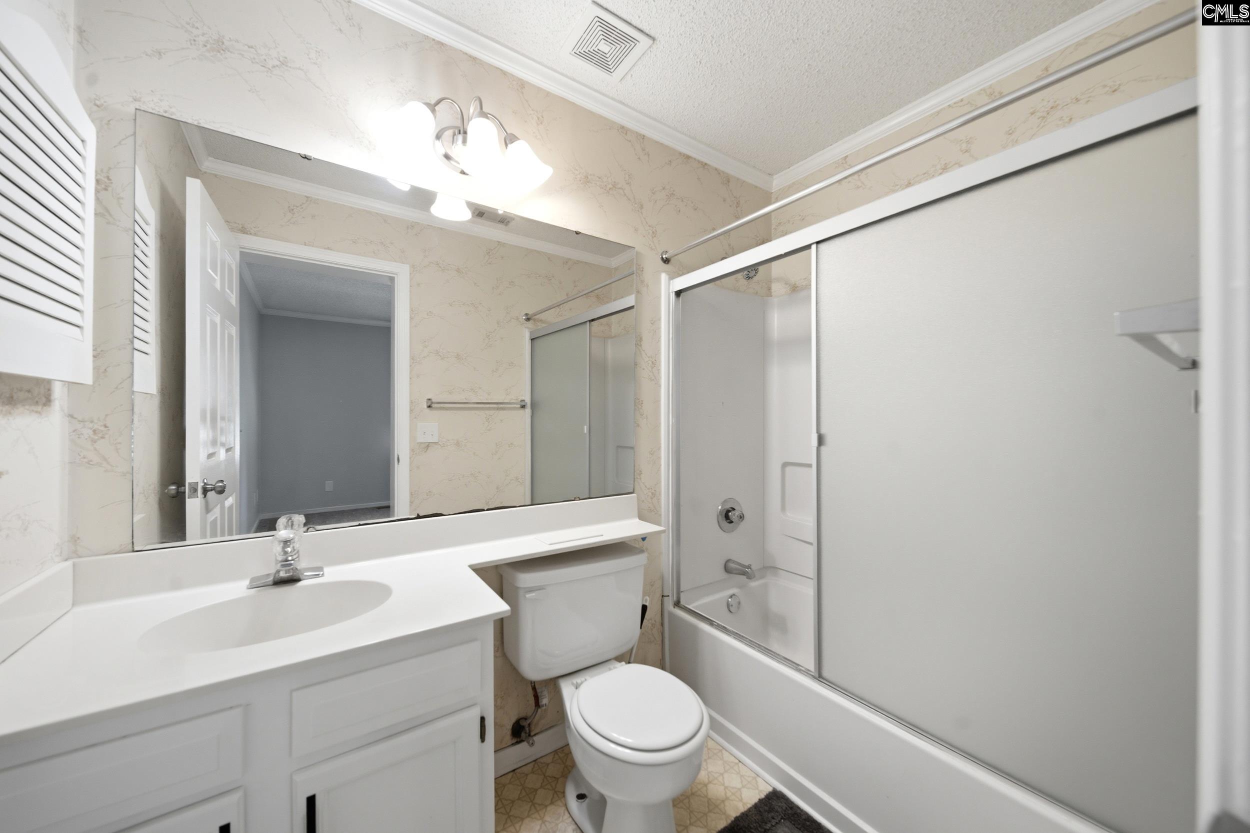 525 WW Lowman Road Batesburg, SC 29006 - Photo 15 of 35