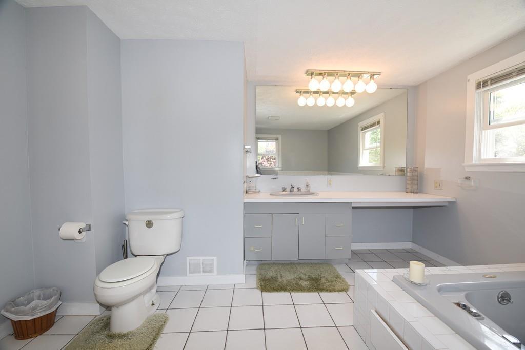 30 Manatee Road Weymouth, MA 02189 - Photo 17 of 31