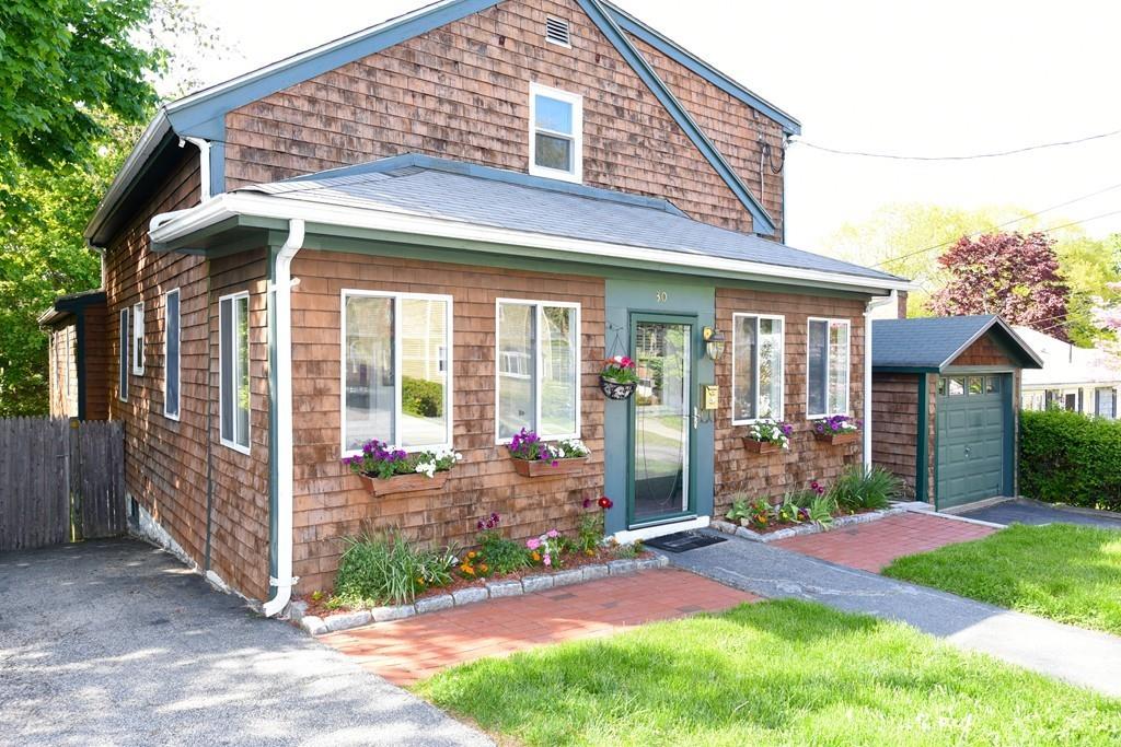 30 Manatee Road Weymouth, MA 02189 - Photo 2 of 31