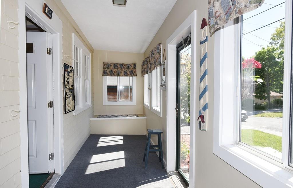 30 Manatee Road Weymouth, MA 02189 - Photo 7 of 31