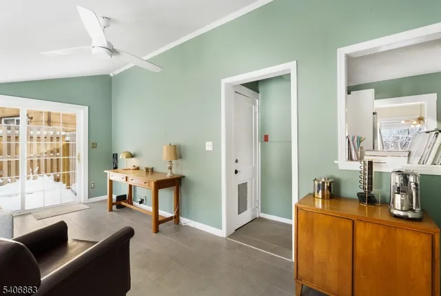 $3,800 | 11 Longview Trail East, Denville, NJ 07834