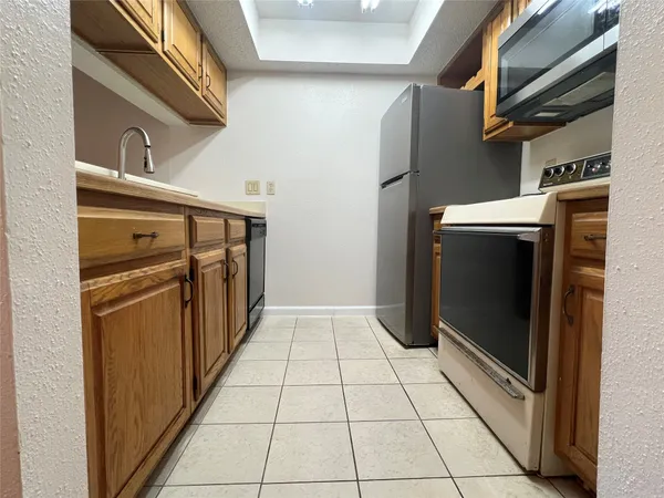 $800 | 2826 South Bartell Drive, Unit 21, Houston, TX 77054