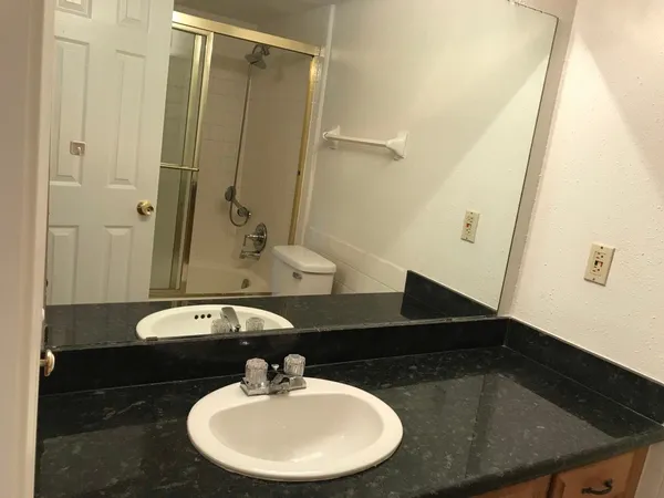 $800 | 2826 South Bartell Drive, Unit 21, Houston, TX 77054