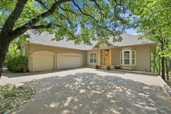 $615,000 | 2618 Lyndsey Court, Stillwater, OK 74074