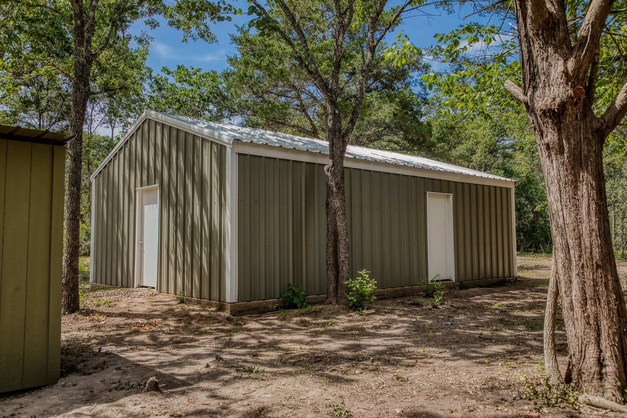 5504 Hillside Lane Brenham, TX 77833 - Photo 44 of 47 a view of outdoor space and yard