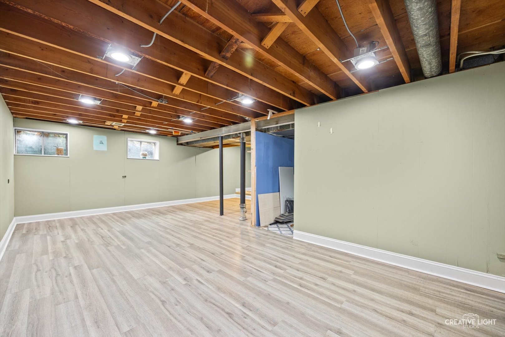 8044 West Lyons Street, Unit B Niles, IL 60714 - Photo 16 of 17 a view of room with wooden floor