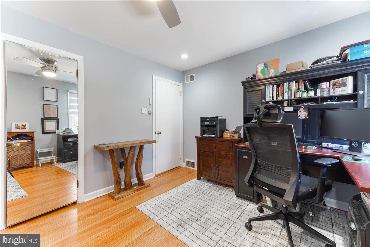 401 Paddock Road Havertown, PA 19083 - Photo 19 of 38 Main Floor Bedroom...currently used as Home Office