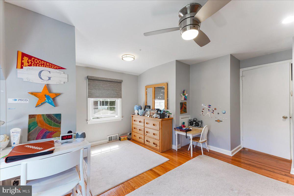 401 Paddock Road Havertown, PA 19083 - Photo 24 of 38 Bedroom 3