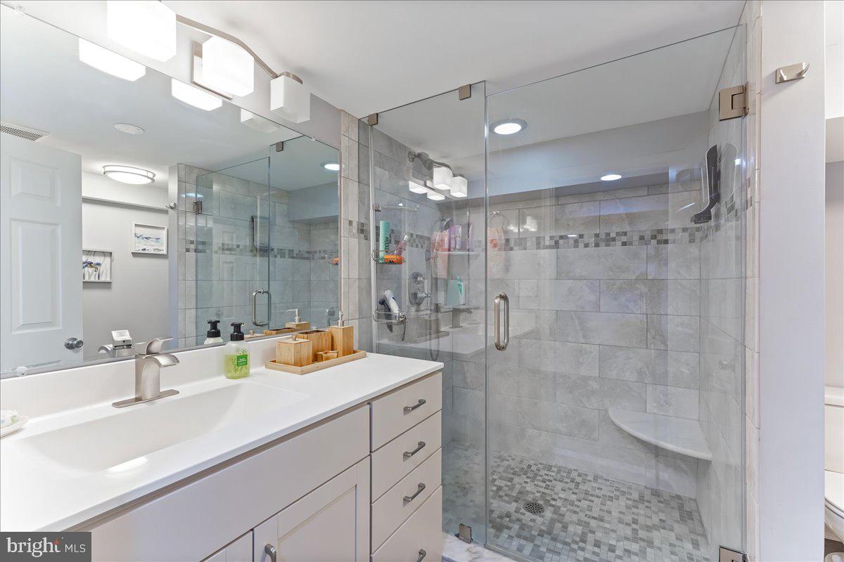 401 Paddock Road Havertown, PA 19083 - Photo 28 of 38 Lower Level Bathroom