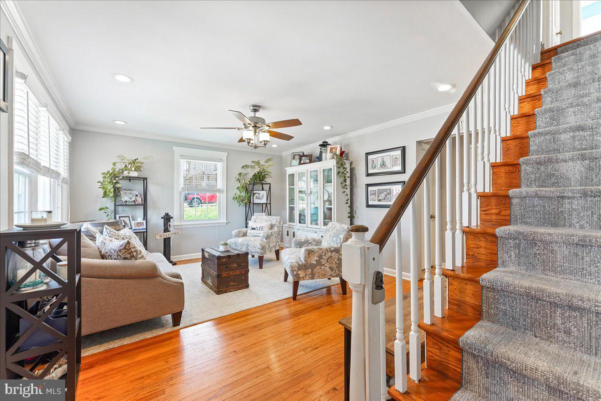 401 Paddock Road Havertown, PA 19083 - Photo 7 of 38 Formal Living Room
