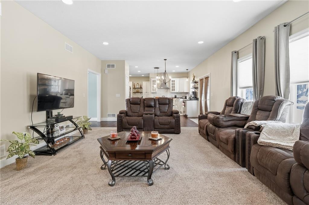 100 Mary Street Monaca, PA 15061 - Photo 22 of 49