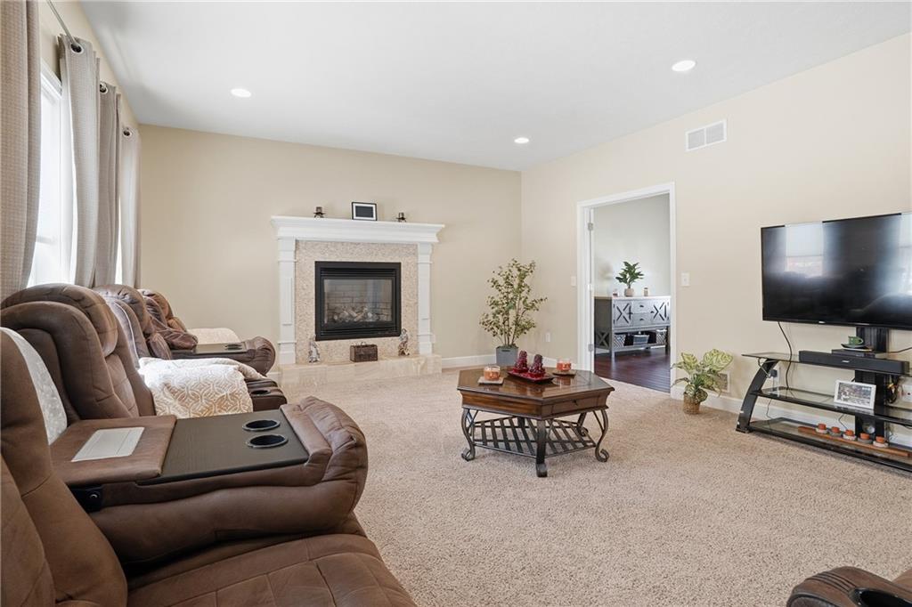 100 Mary Street Monaca, PA 15061 - Photo 23 of 49