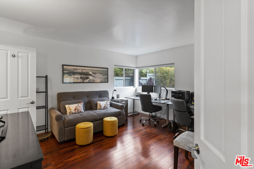 8234 Rees Street Playa del Rey, CA 90293 - Photo 14 of 52 Gallery Image 14
